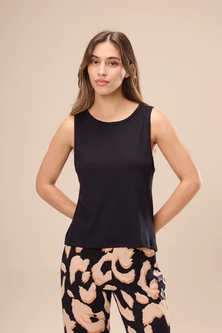 1400023 - REMERA LEILA - Vista 2