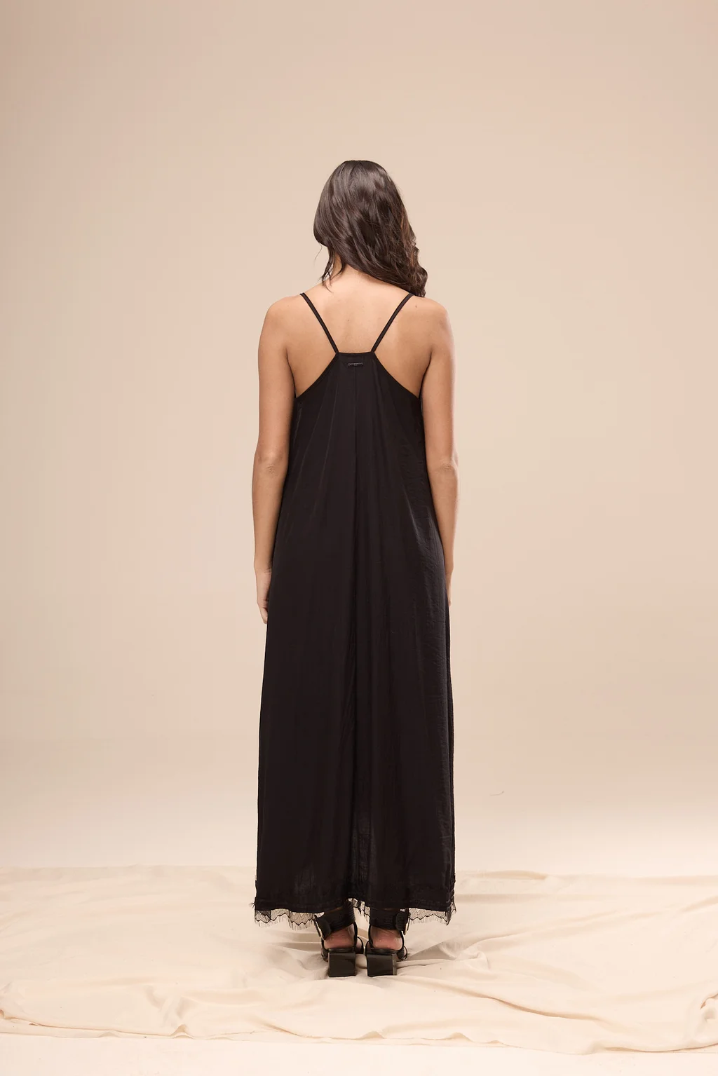 1400025 - VESTIDO KAROL