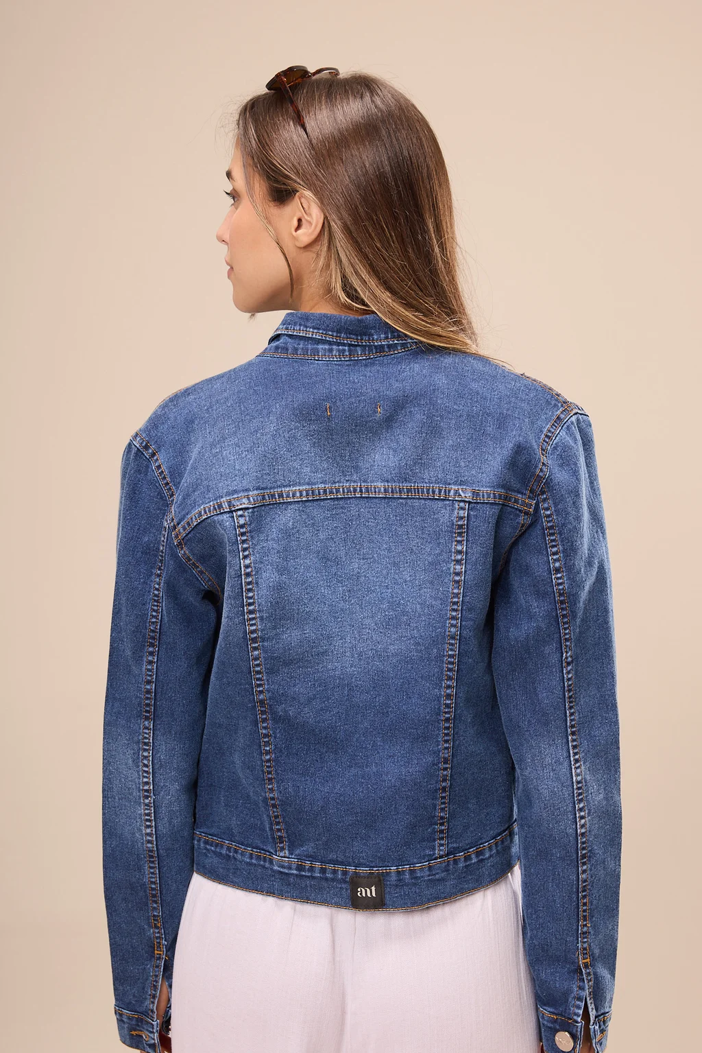 1300077 - CAMPERA JAZMIN