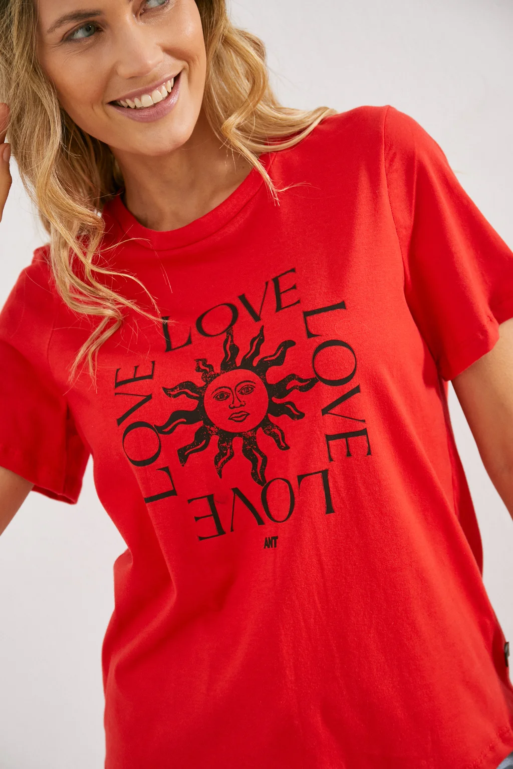 9600030 - Remera LOVE