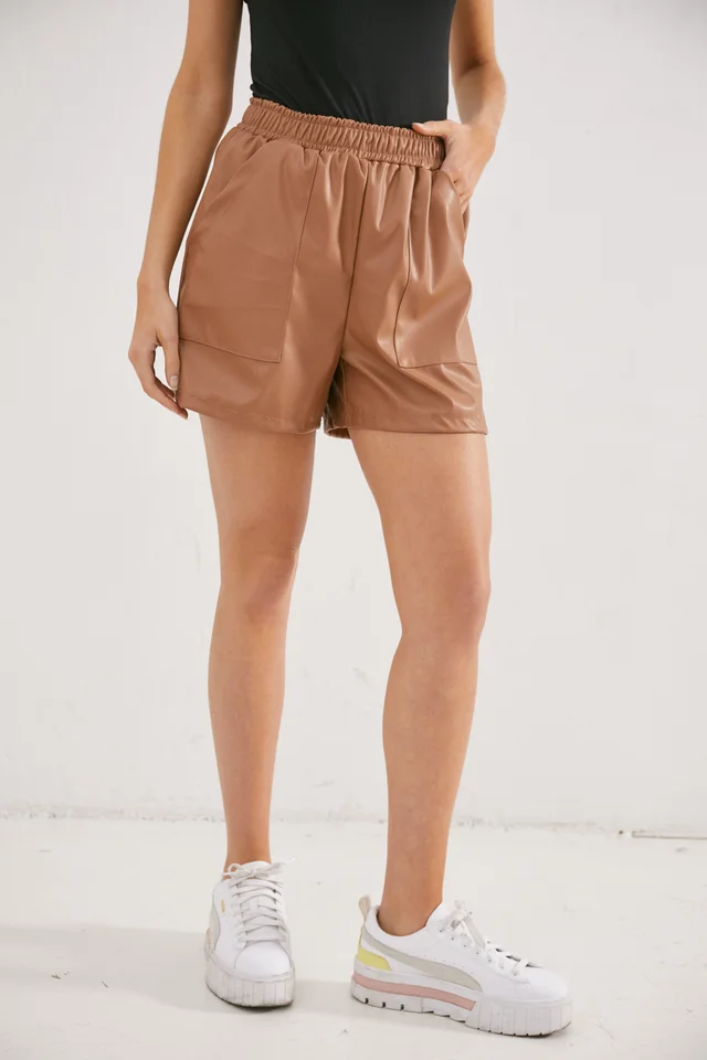 9600044 - Short GINGER