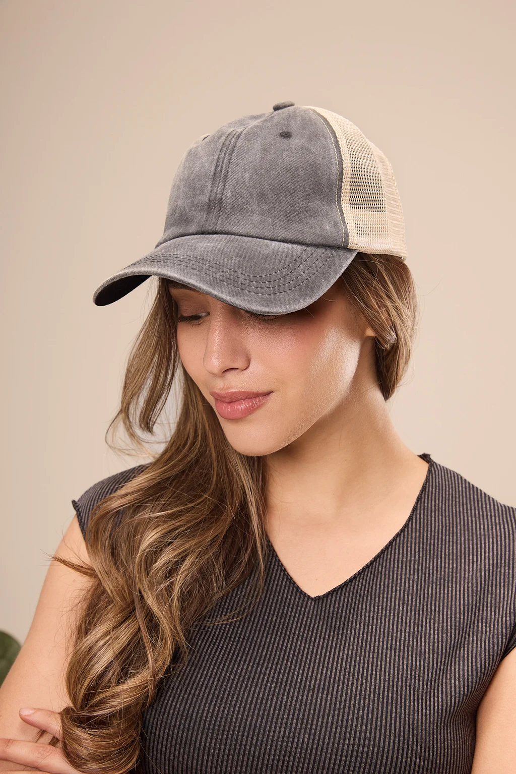 1400008 - REMERA ESCOTE V