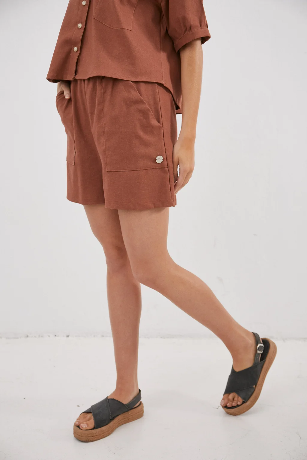 9600011 - SHORT GRACE