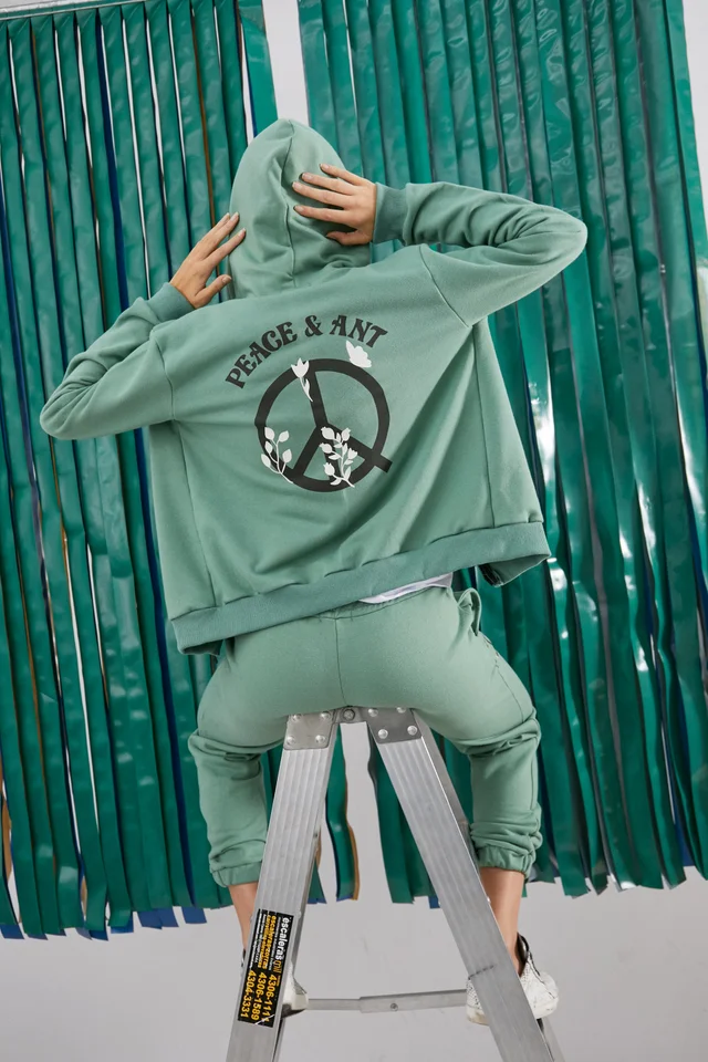 9600036 - Campera Peace