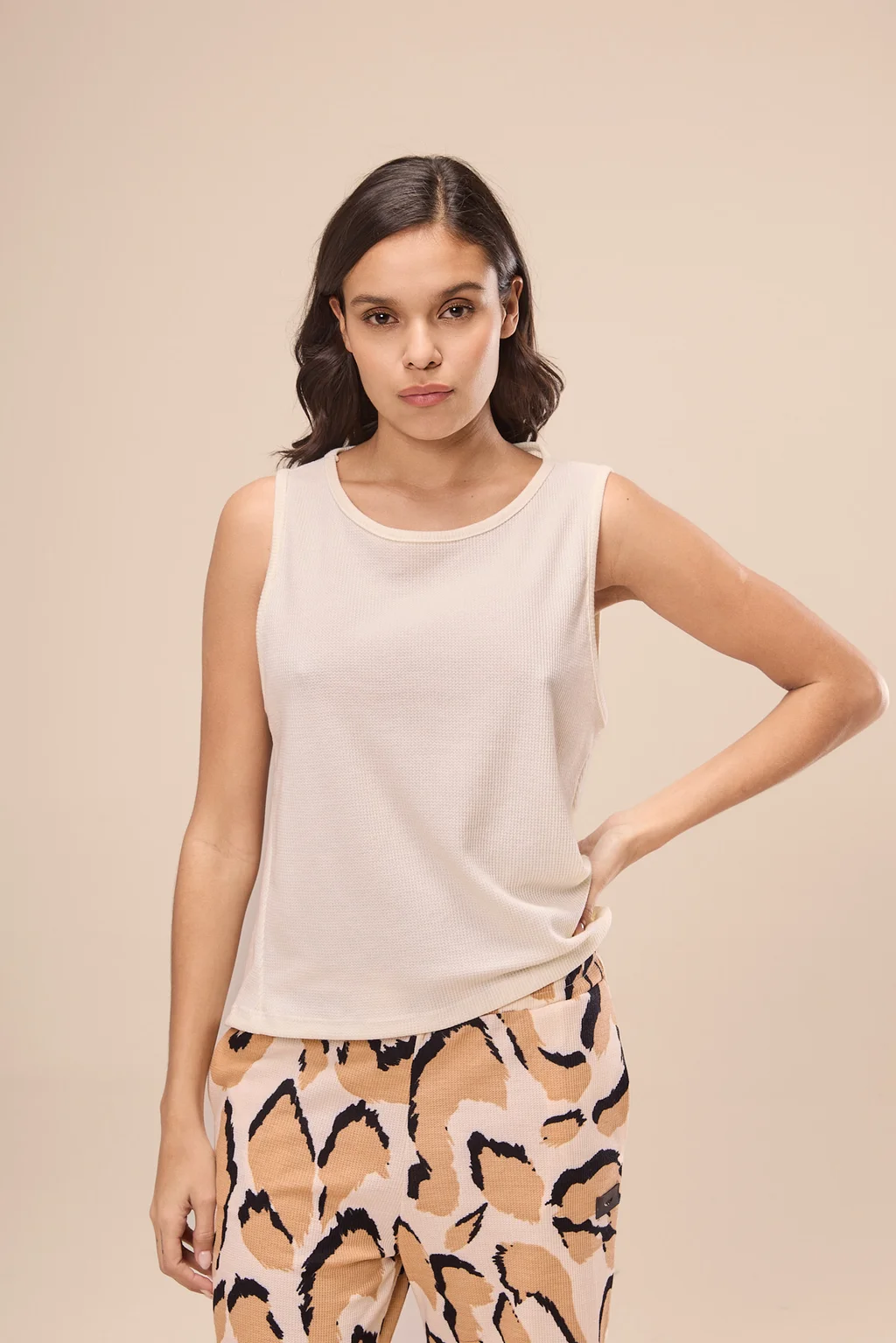 1400023 - REMERA LEILA