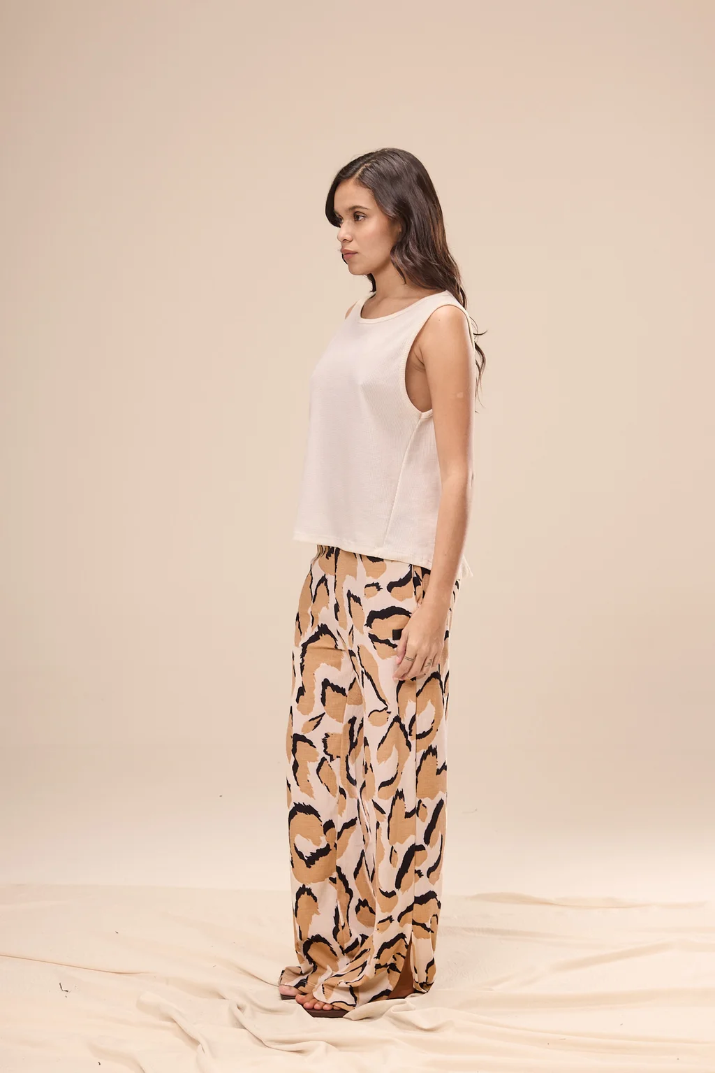1400023 - REMERA LEILA