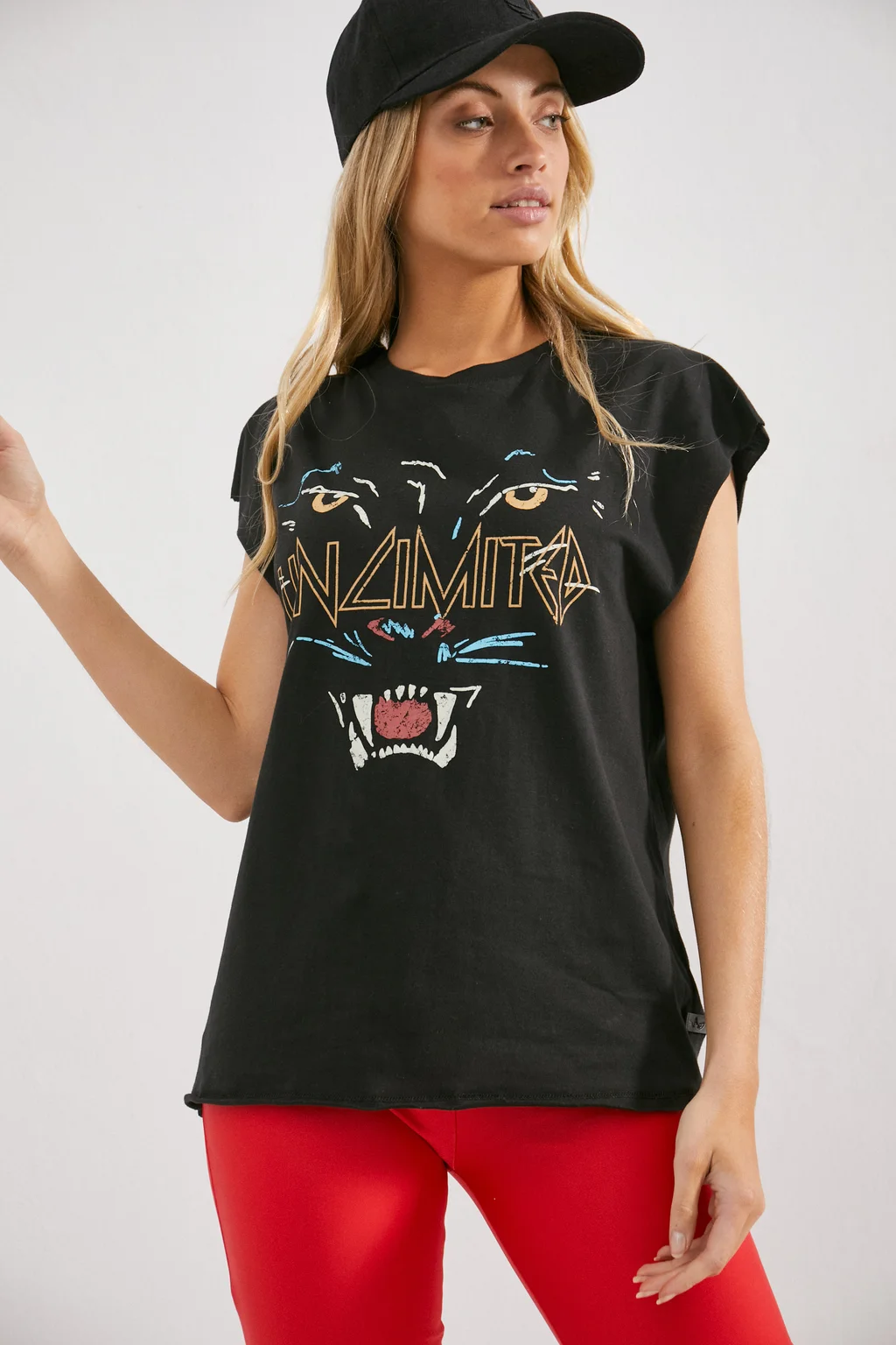 9600008 - remera felina