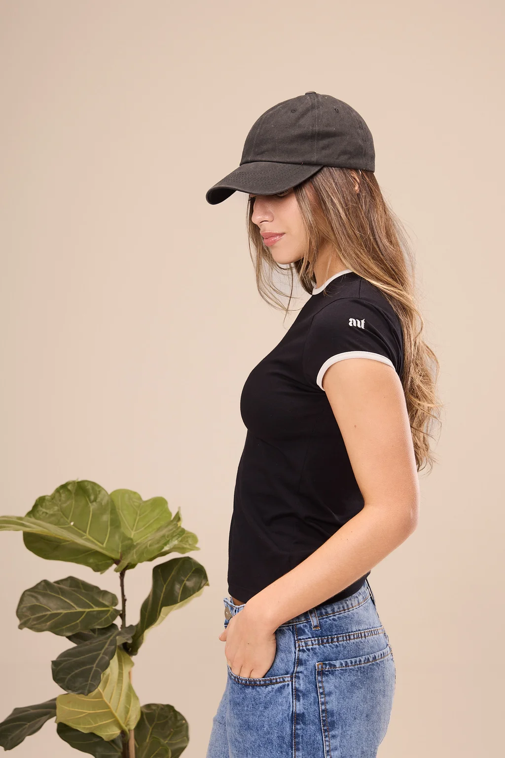 1400001 - REMERA  OLIVIA