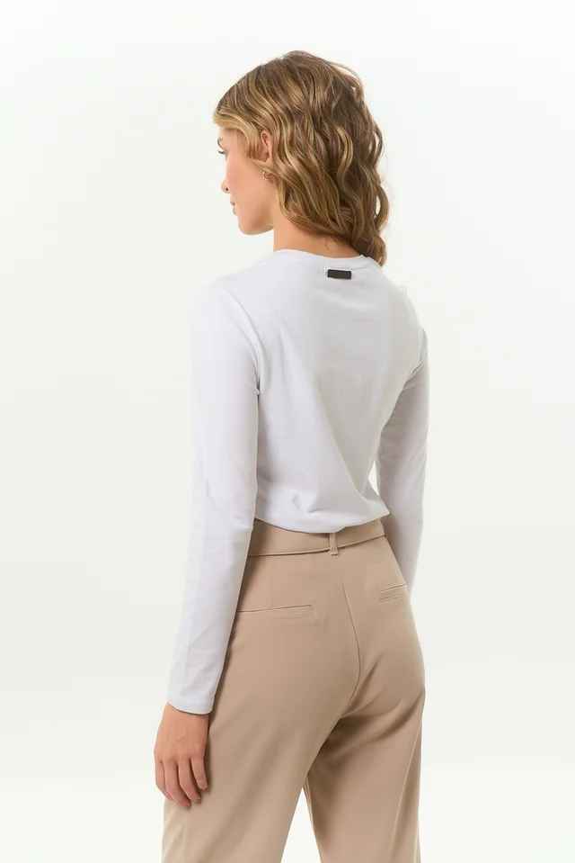 REMERA MAYA