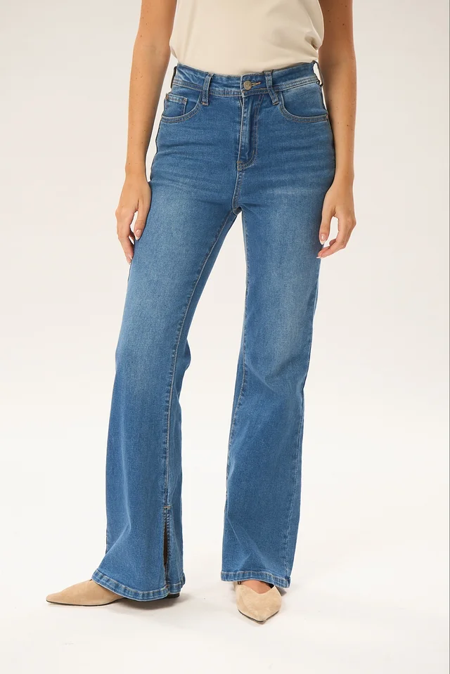 JEANS BOUTCUT TANIA