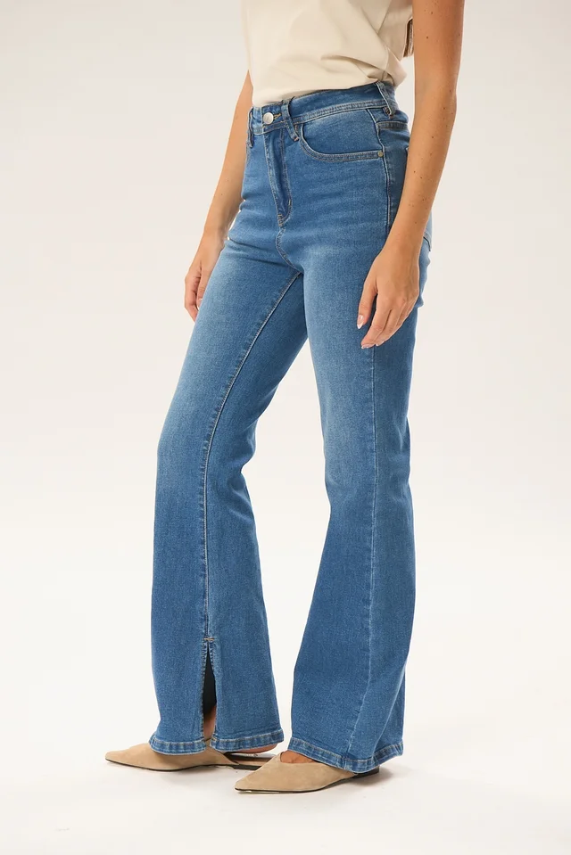 JEANS BOUTCUT TANIA