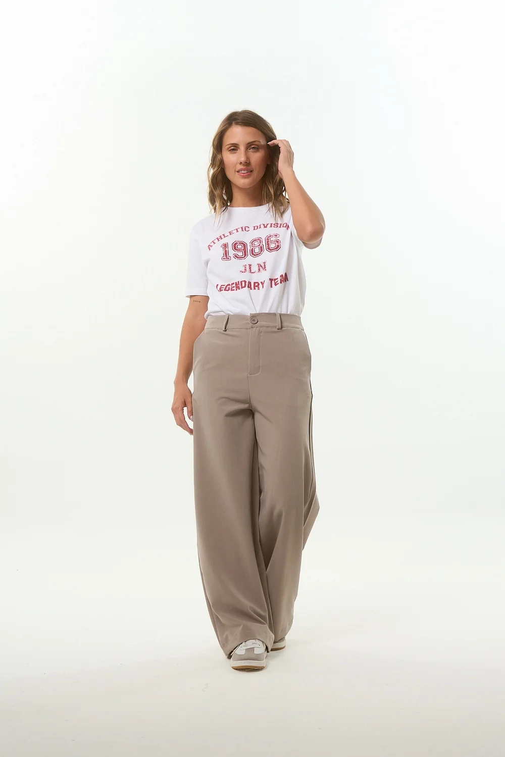 REMERA TAYLOR