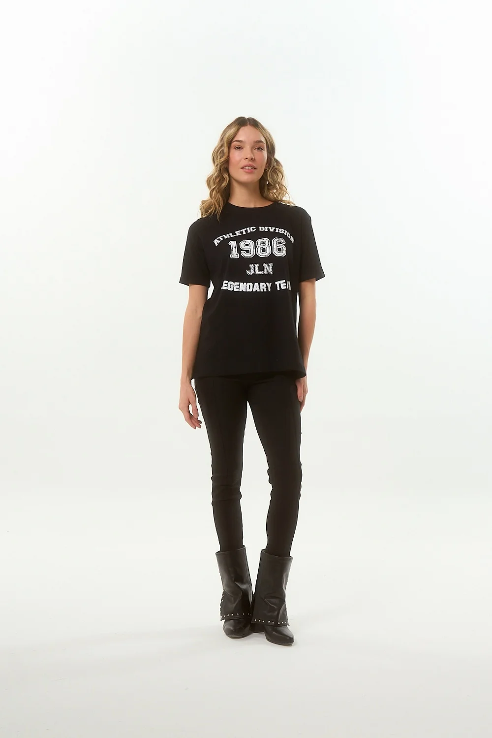 REMERA TAYLOR