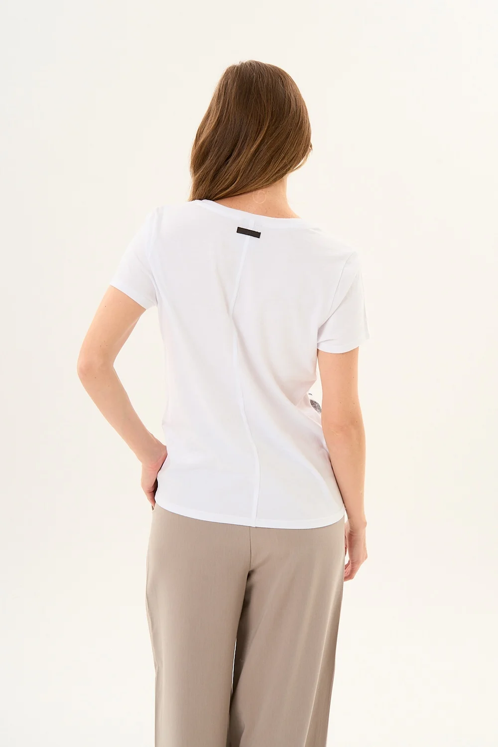 REMERA DOMINIQUE