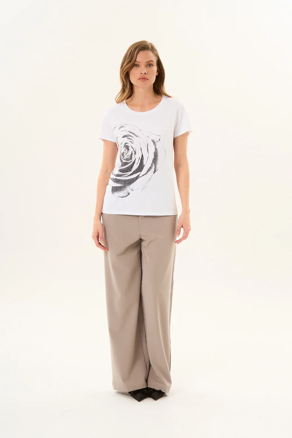 REMERA DOMINIQUE
