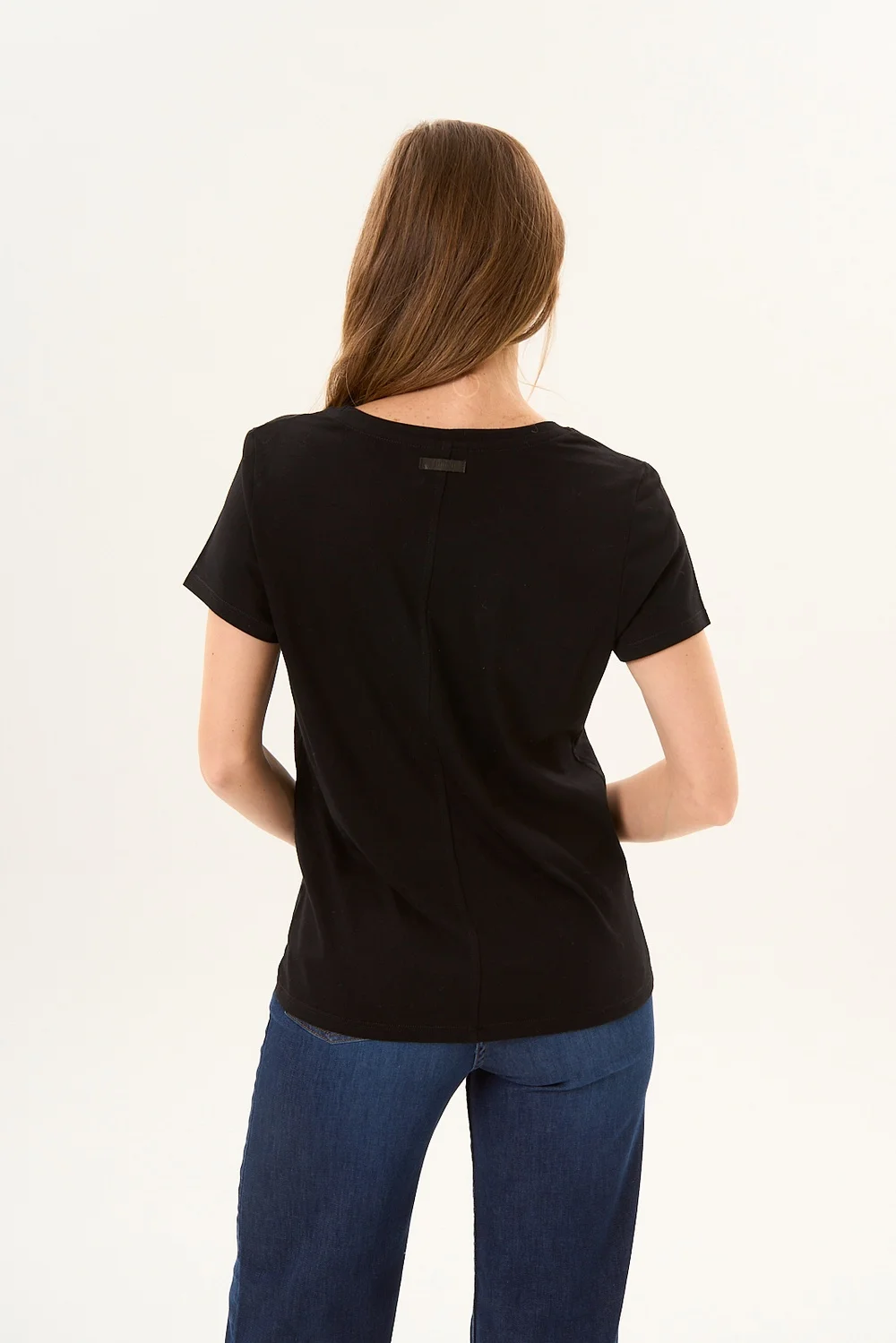REMERA DOMINIQUE