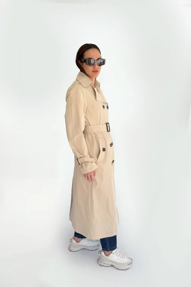 trench amelia