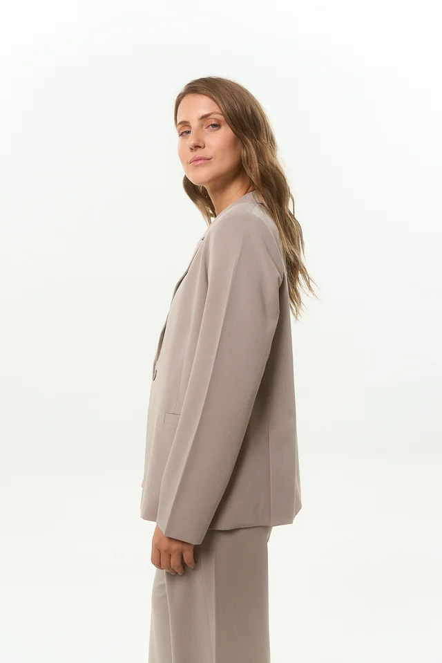 BLAZER ELLIOT