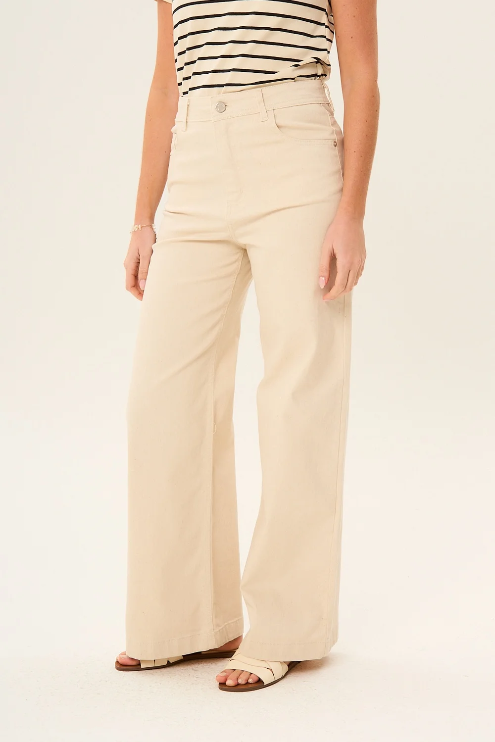 Jeans Wide Leg Cropp Fuzzy
