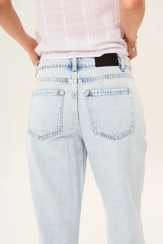 Jeans Straight Nikka - Vista 4