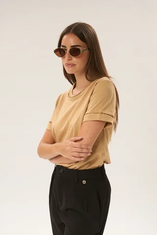 Remera Mc Moss - Vista 3