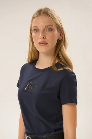 Remera Mc Hilton - Vista 3