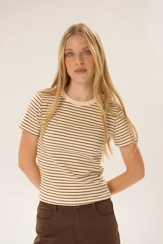 Remera Mc Oliveira - Vista 5