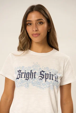 Remera Waikiki - Vista 2