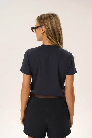 Remera Amed - Vista 3