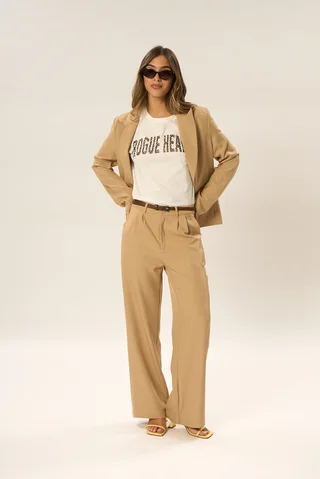 Remera Savage - Vista 5
