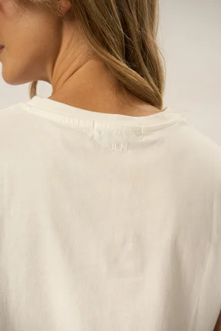 Musculosa Divine - Vista 5