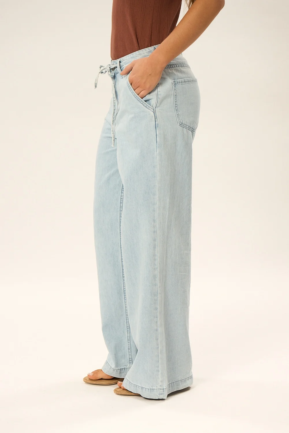Jean Wide Leg Noor