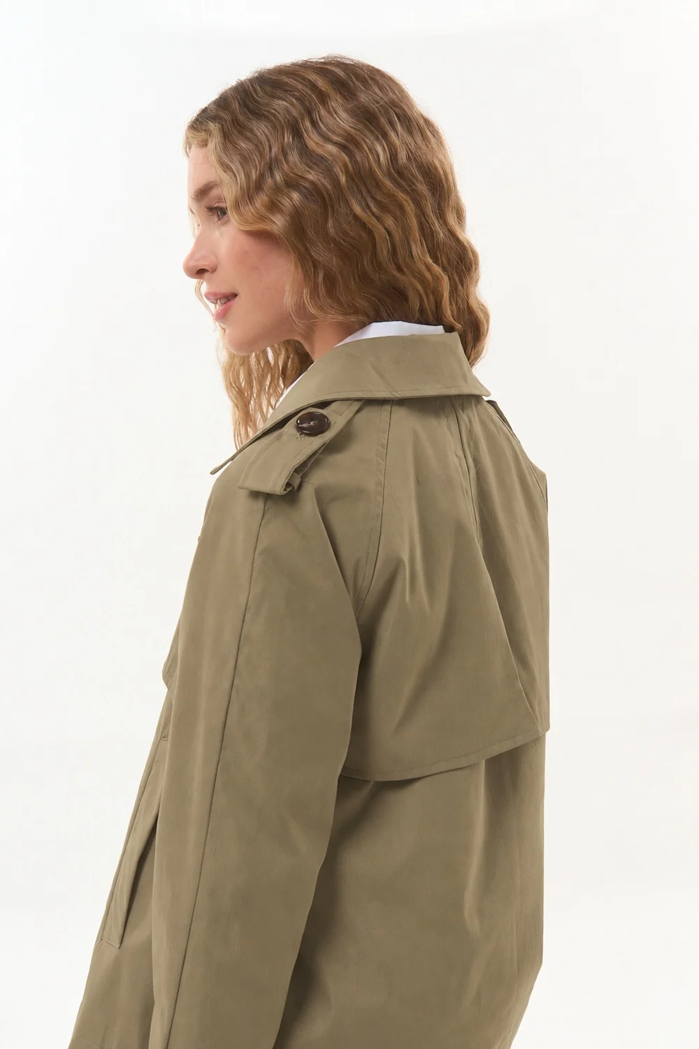 trench corto