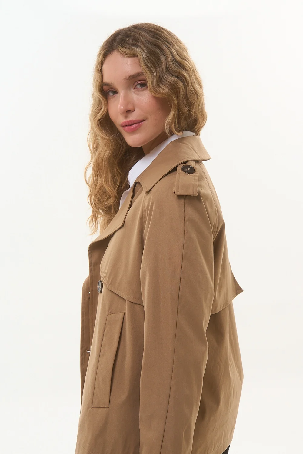 trench corto