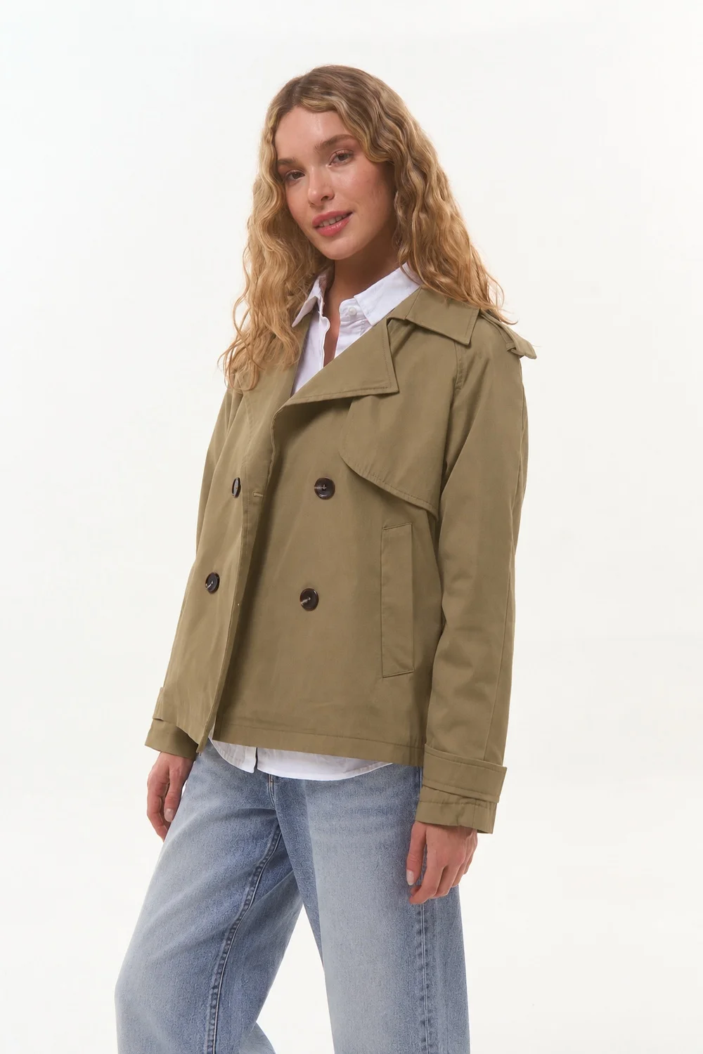 trench corto