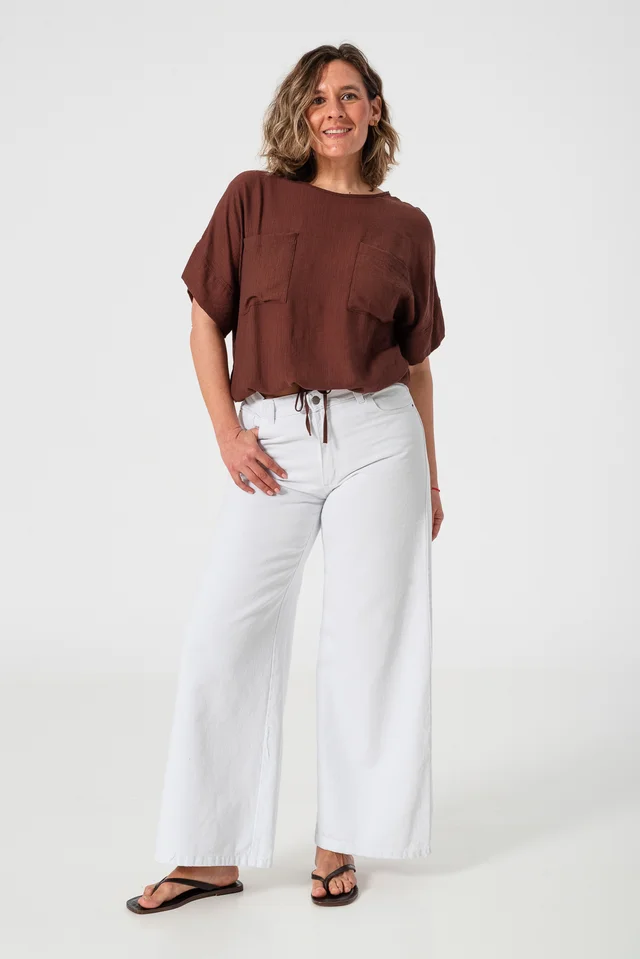 010578A - JEANS WIDE LOW BLANCO PLUS