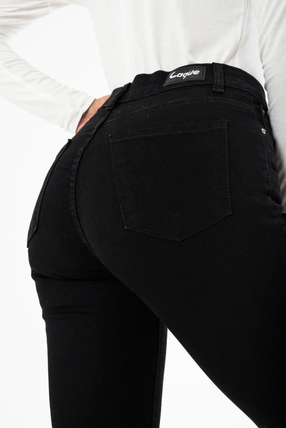 010507A - Glam Negro Plus