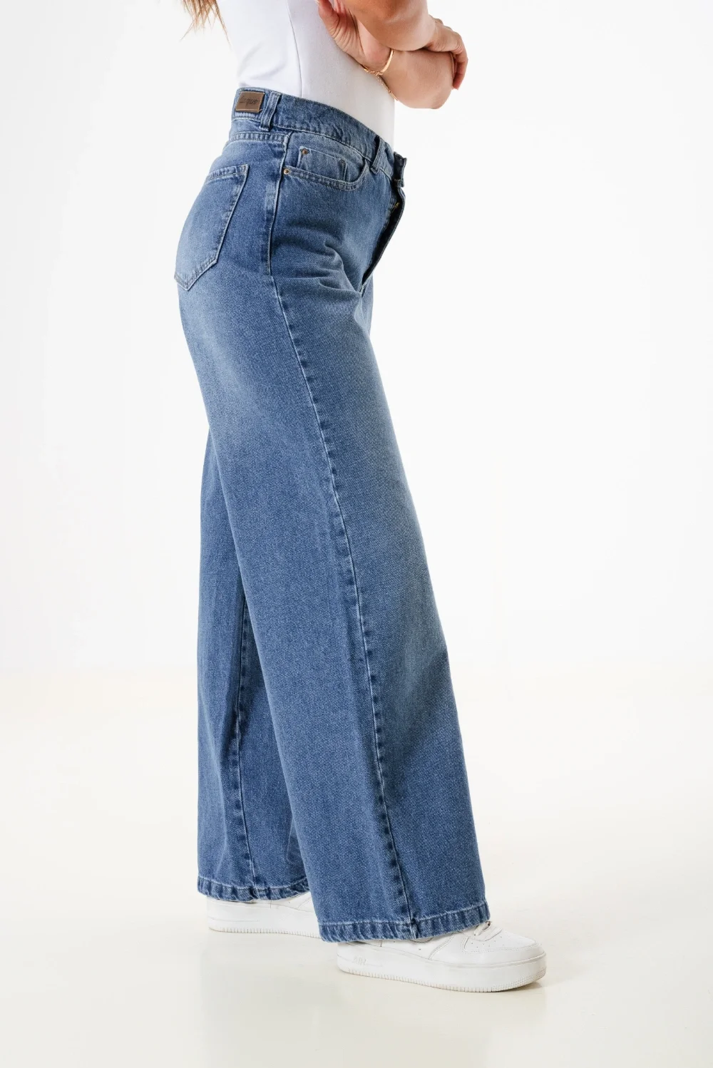 010482A - Wide Leg Jeans Plus