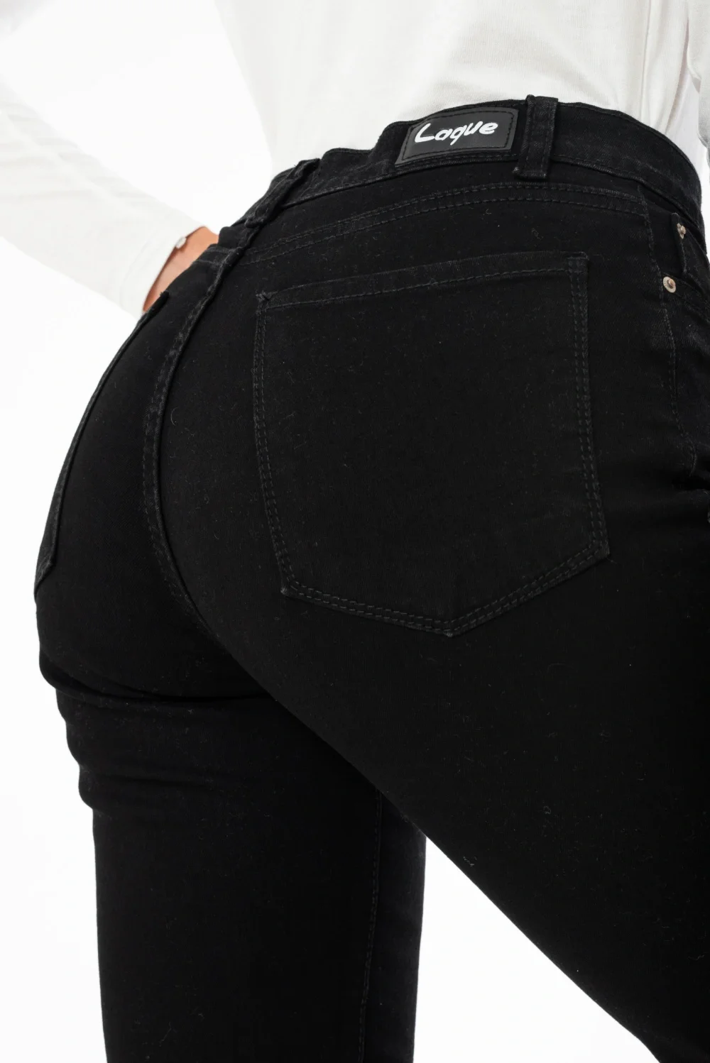 010507A - Glam Negro Plus