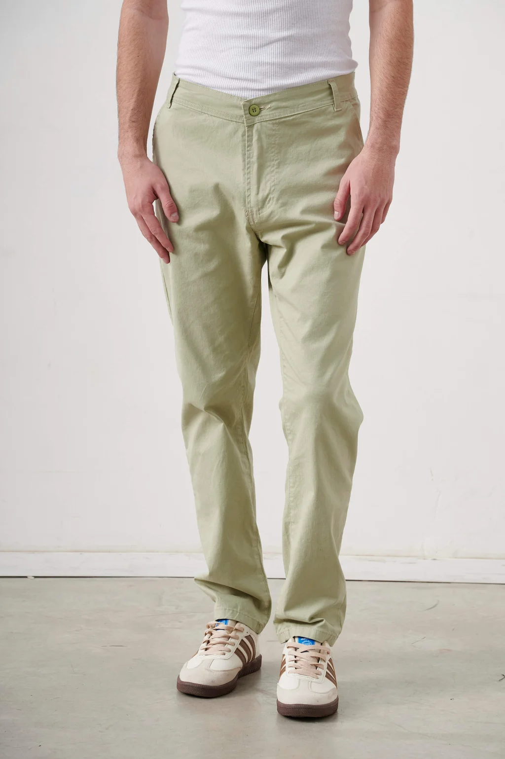 P.H CHINO SEMI CHUPIN