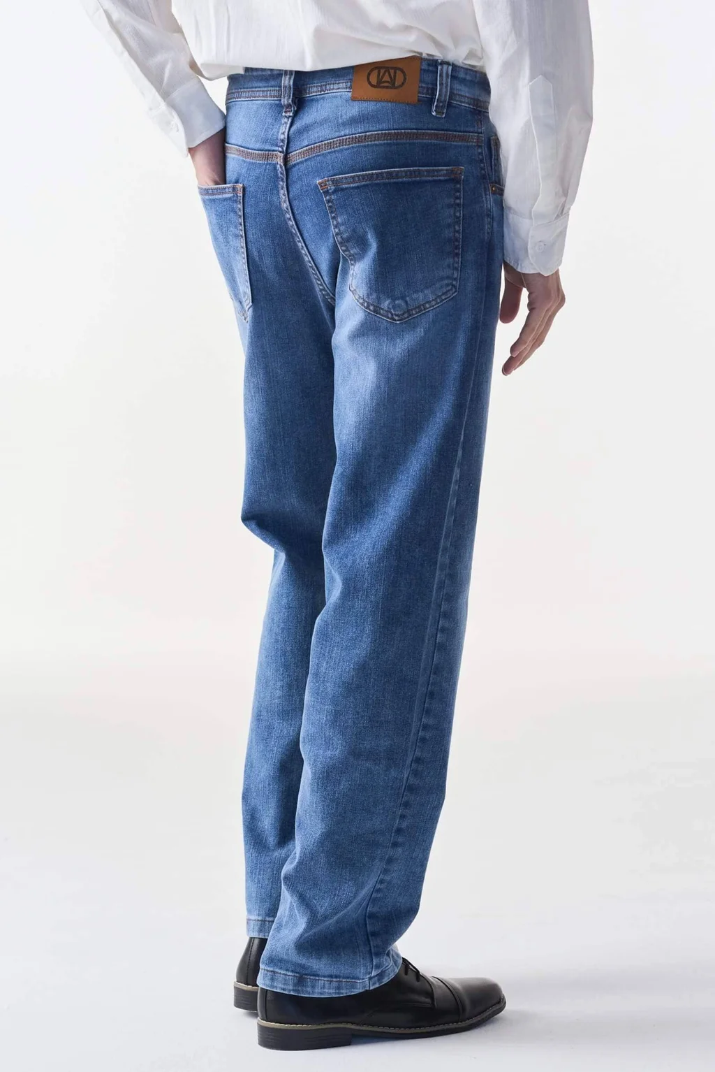 JEAN STRAIGHT CONFORT