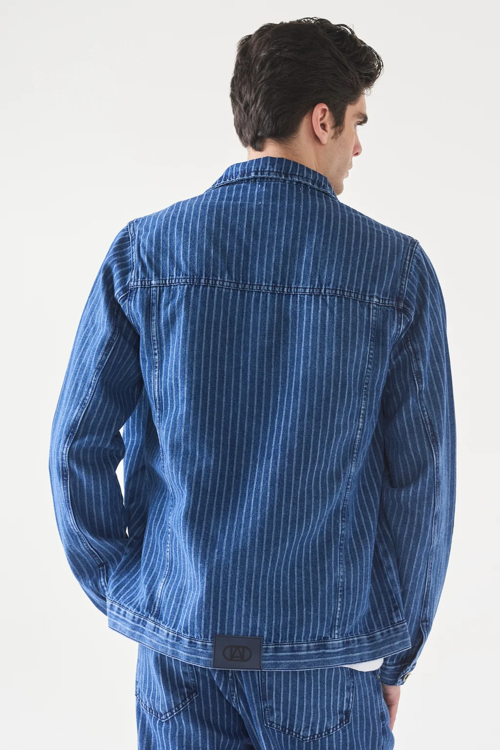 CAMPERA JEAN CLASICA