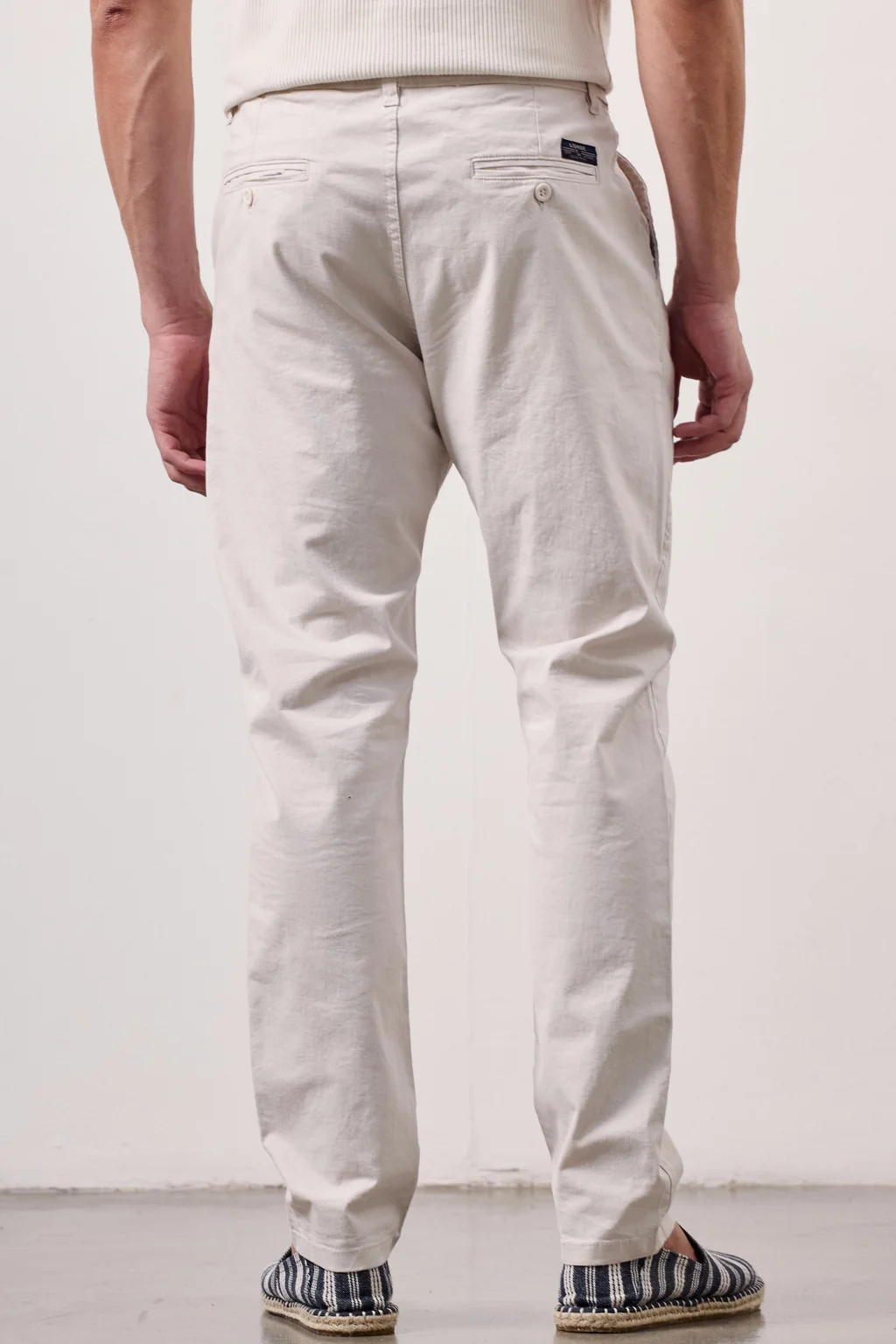 P.H CHINO SEMI CHUPIN