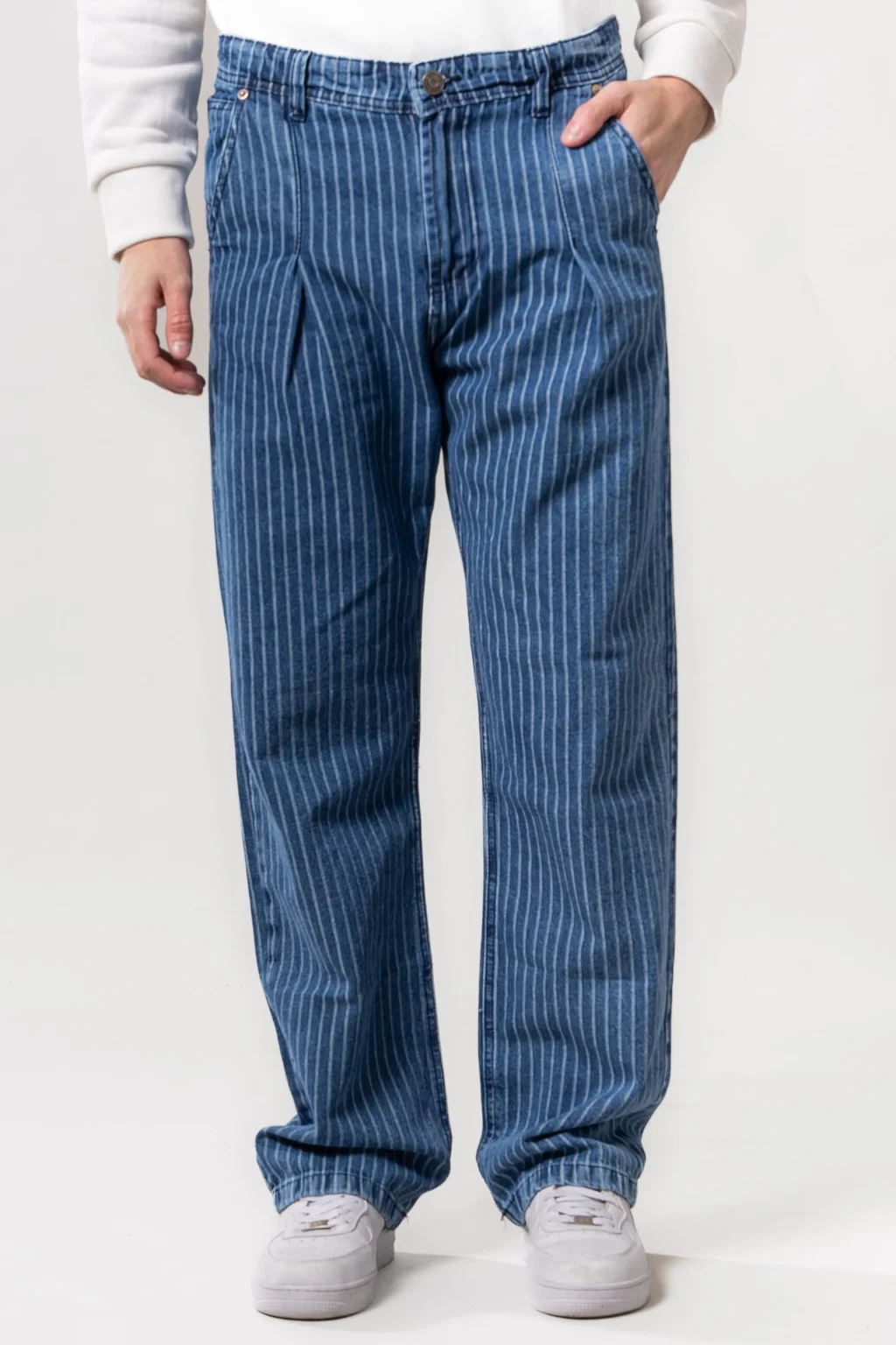 JEAN BAGGY CON PINZAS