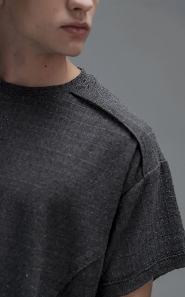 Remera Mith [ Negro ]