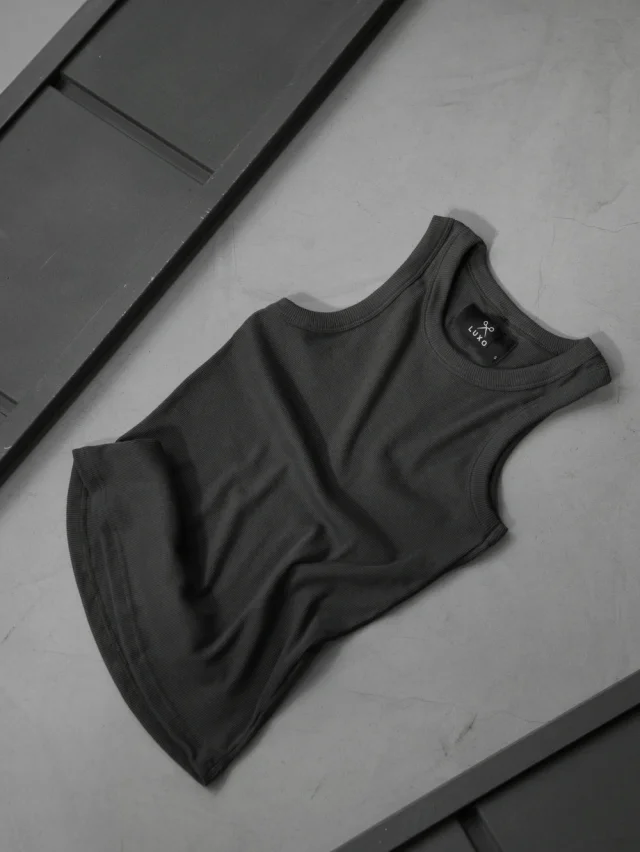 Musculosa Easy [ Carbón ]