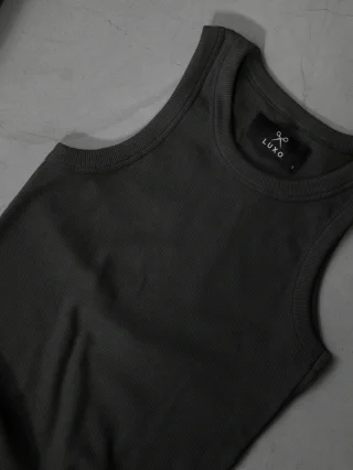 Musculosa Easy [ Carbón ] - Vista 3