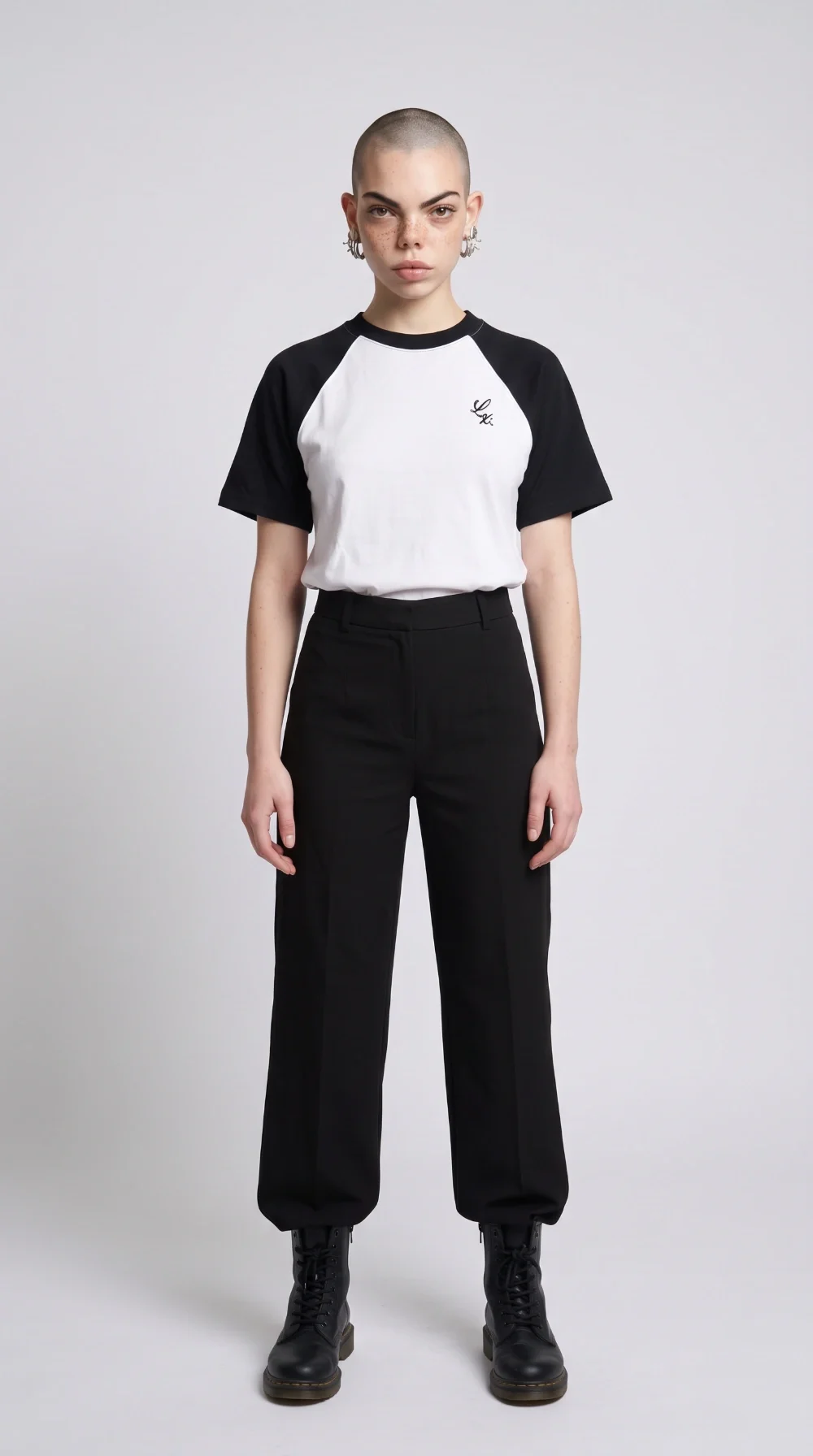 Remera League [ Blanco - Negro ]