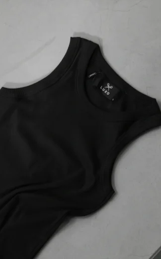Musculosa Easy [ Negro ] - Vista 3