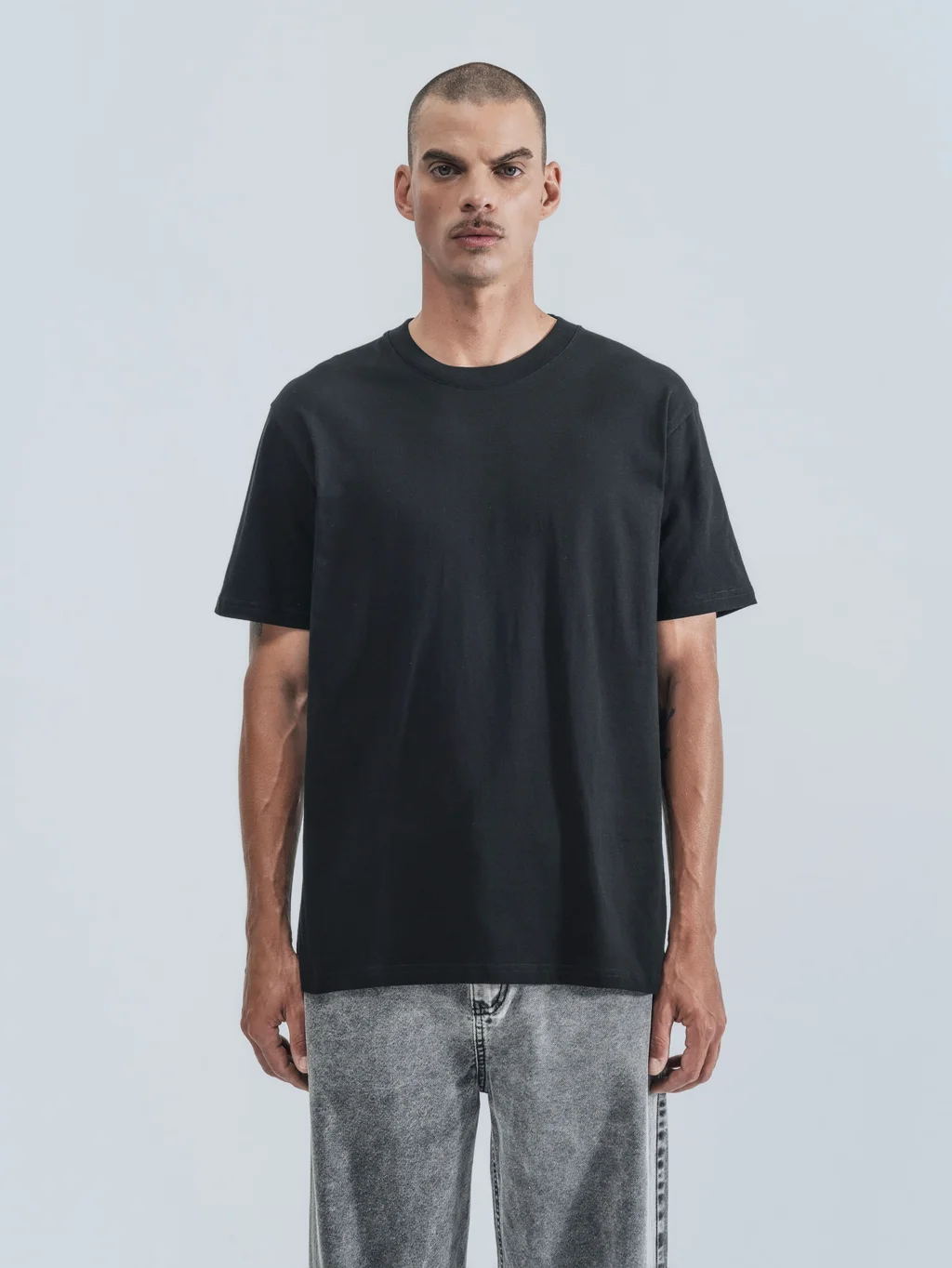Remera B2Basic Premium [ Negro ]